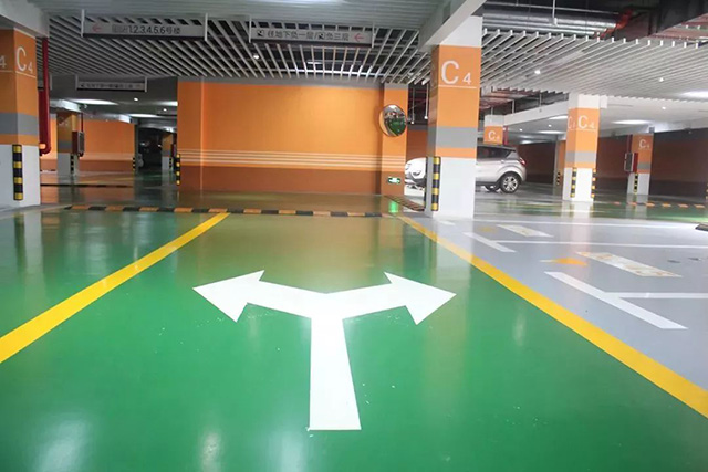 行車(chē)動(dòng)線(xiàn)指示箭頭